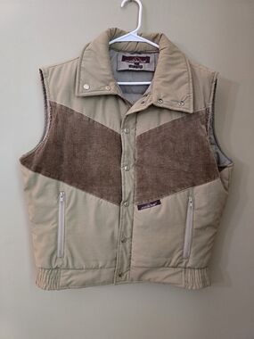 Jordache Vantage Men's Beige Corduroy Accent Puffer 80s 90s Vest Size L